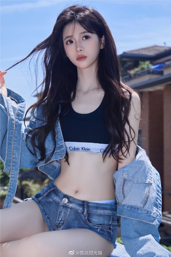夜鹰 封面